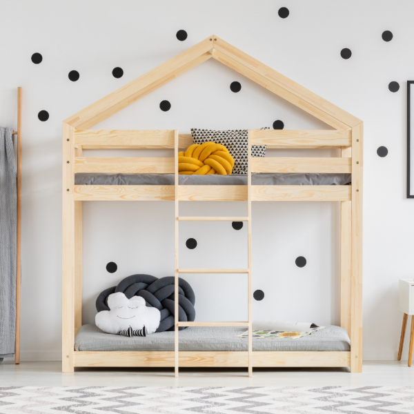 Piętrowe łóżko domek dla dwójki dzieci